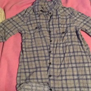 Light blue and gray long sleeve flannel.